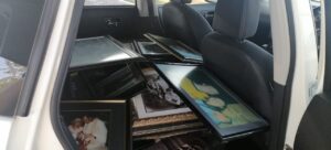 photos in thee car coming to the studio
